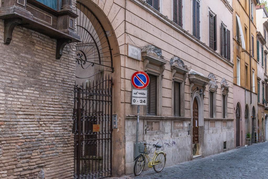 La Porta Rossa Di Borgo - Vatican Luxury Suite Ρώμη Δωμάτιο φωτογραφία