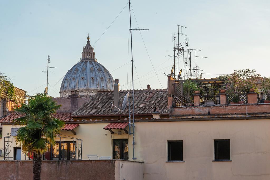 La Porta Rossa Di Borgo - Vatican Luxury Suite Ρώμη Δωμάτιο φωτογραφία