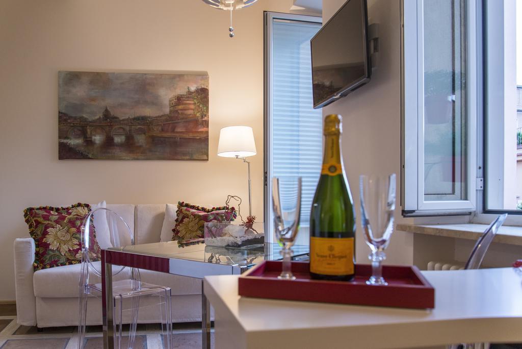 La Porta Rossa Di Borgo - Vatican Luxury Suite Ρώμη Εξωτερικό φωτογραφία